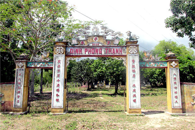 Phong Thanh communal house