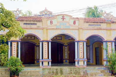 Hien Luong communal house