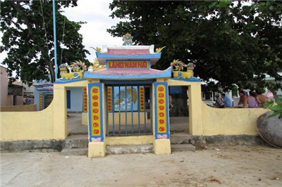 Nam Hai Binh Ba temple