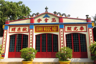 Ngoc Hoi communal house