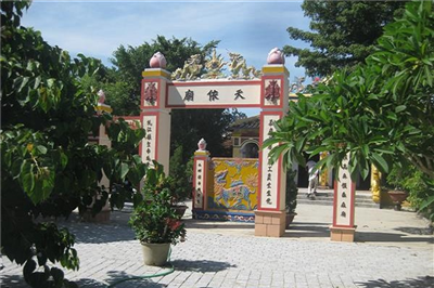 Cay Gao temple