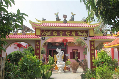 Quan Thanh Hai Nam temple