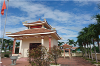Tran Quy Cap temple