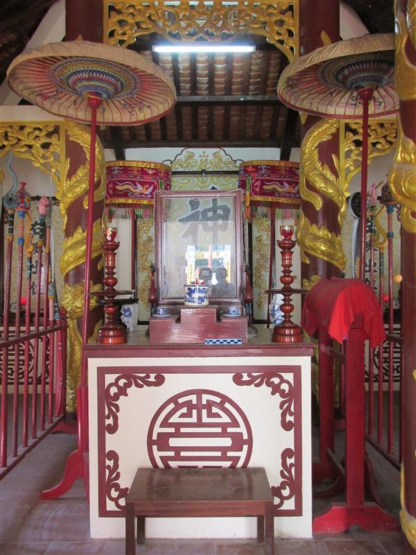Xuan Phong's main hall